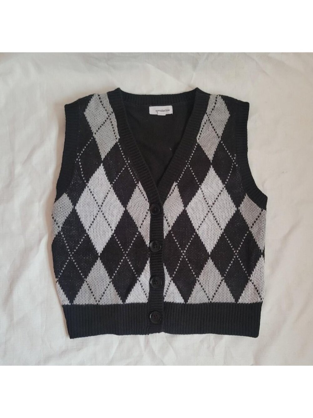 ☆Preppy☆• knit sweater • M Fits more like small...